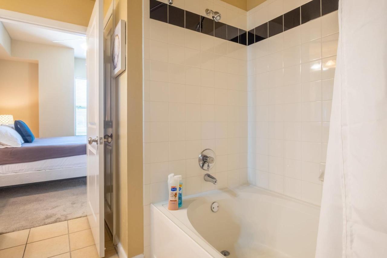 Apartment 2br Executive With Pool, Gym And Fast Wi-fi By Envitae
