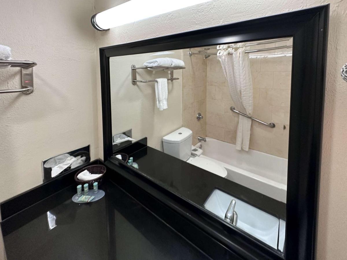6 Tx Downtown Hotel Dallas