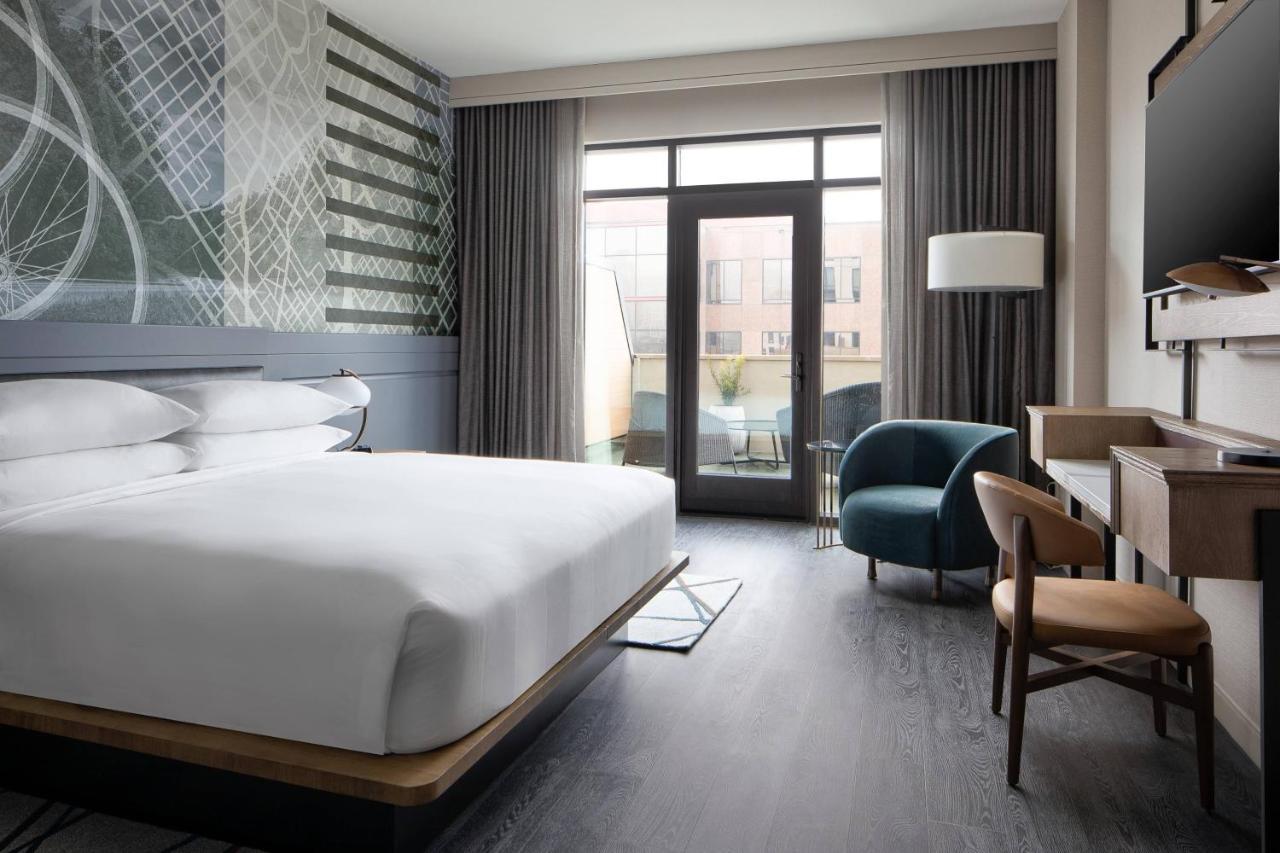 Marriott Uptown 4*