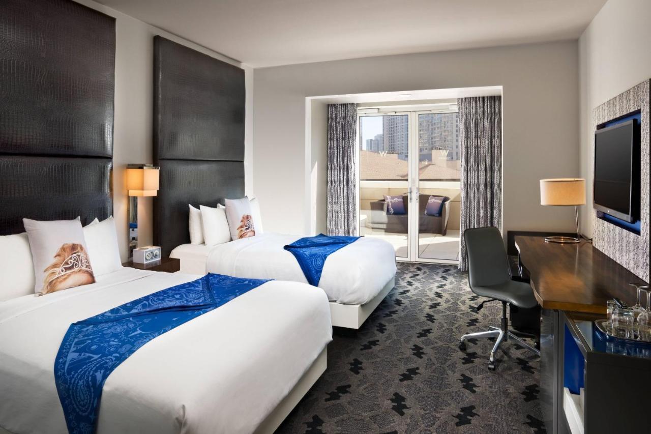 W Hotel 4*
