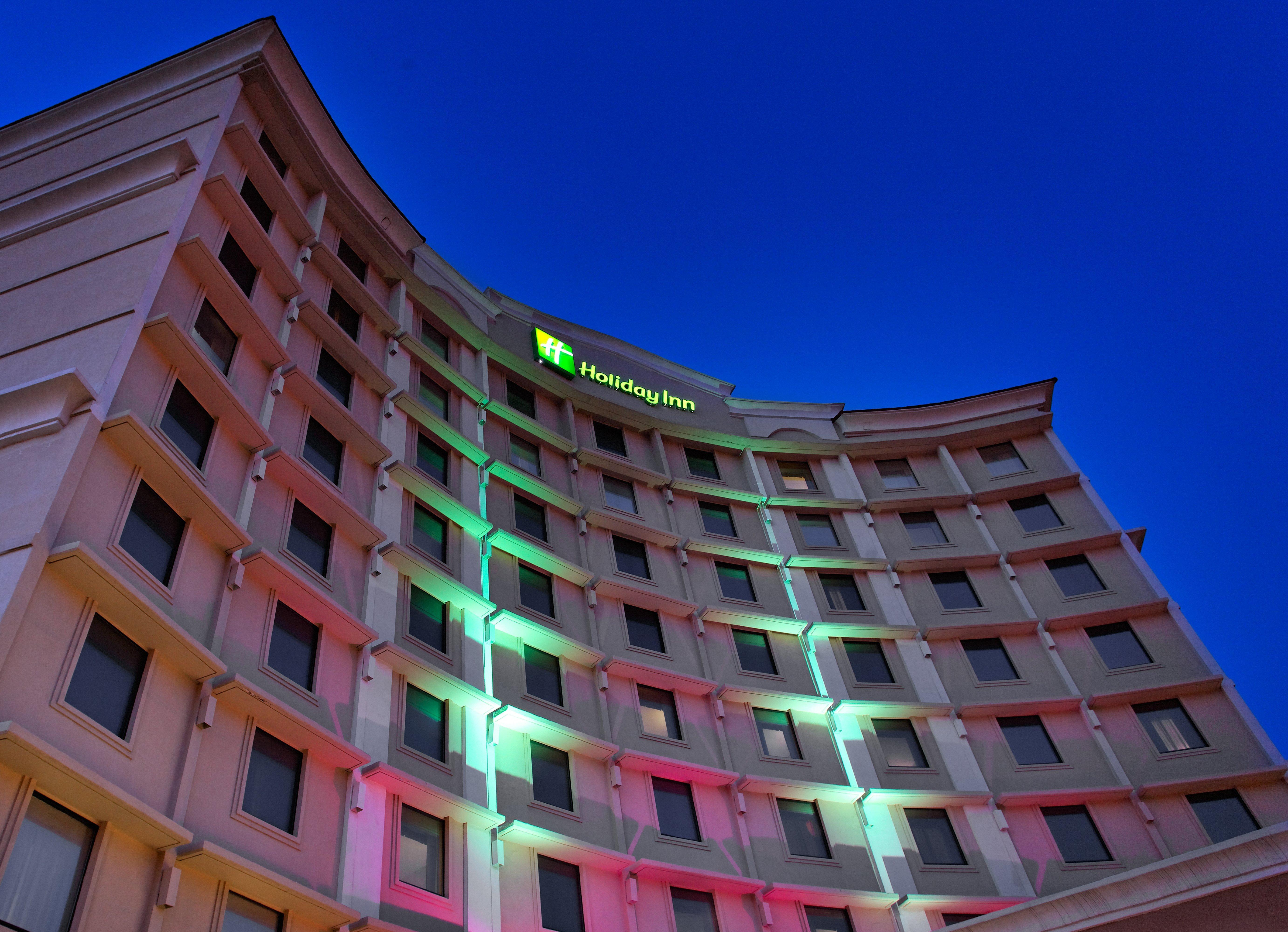 Hotel Express Market Center By Ihg 3*