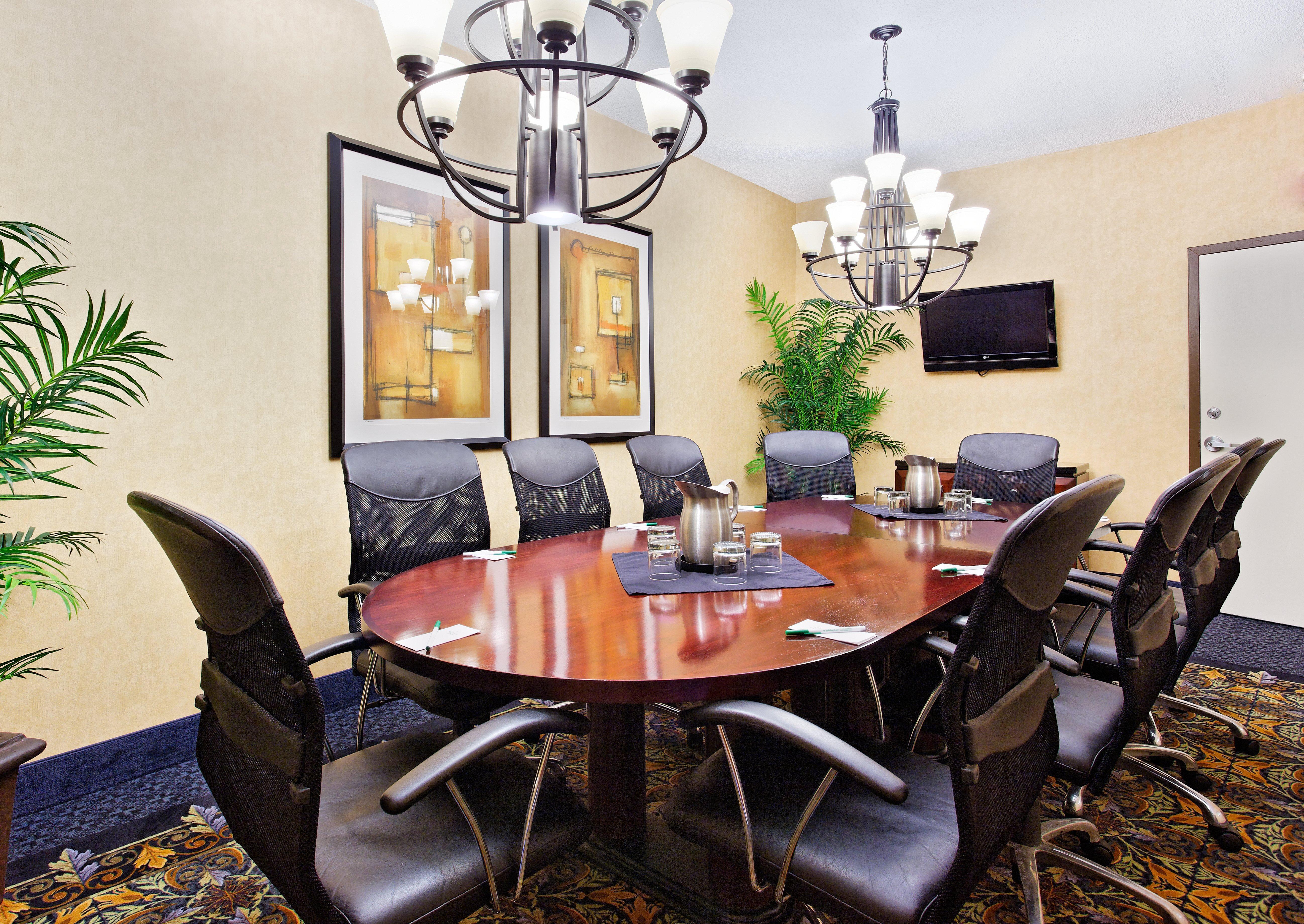 Hotel Express Market Center By Ihg 3*