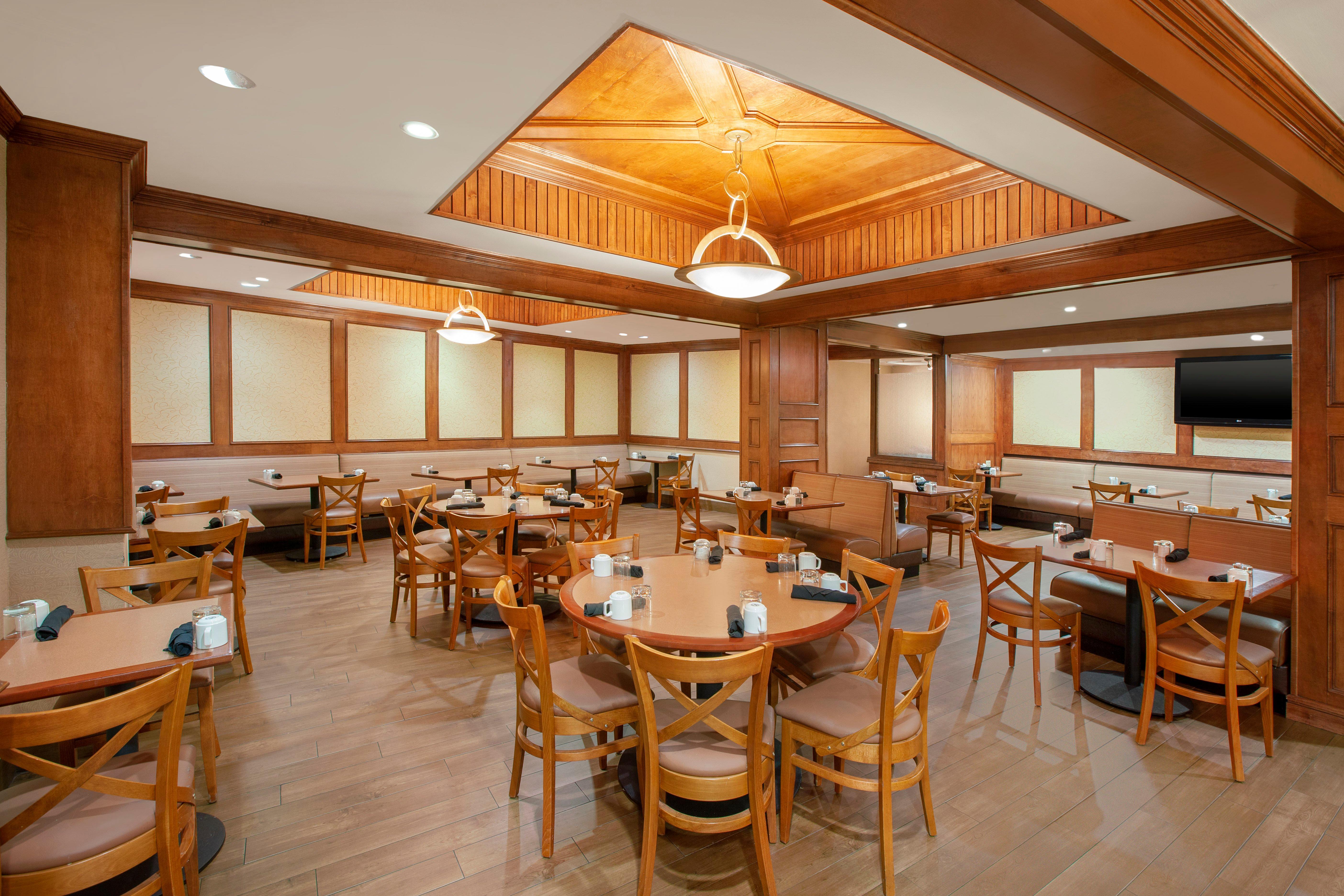 Hotel Express Market Center By Ihg 3*
