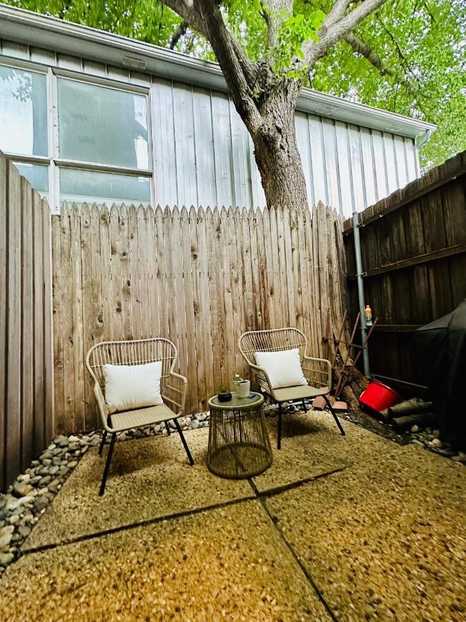 Hifi Sound & Comfort - Uptown / 2-story Loft Dallas
