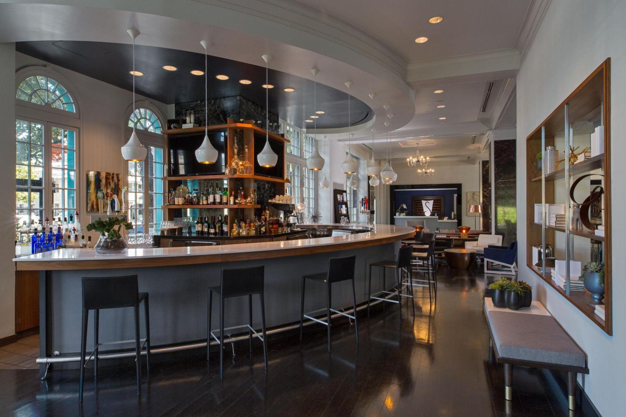 Le Meridien Dallas, The Stoneleigh Hotel 4*