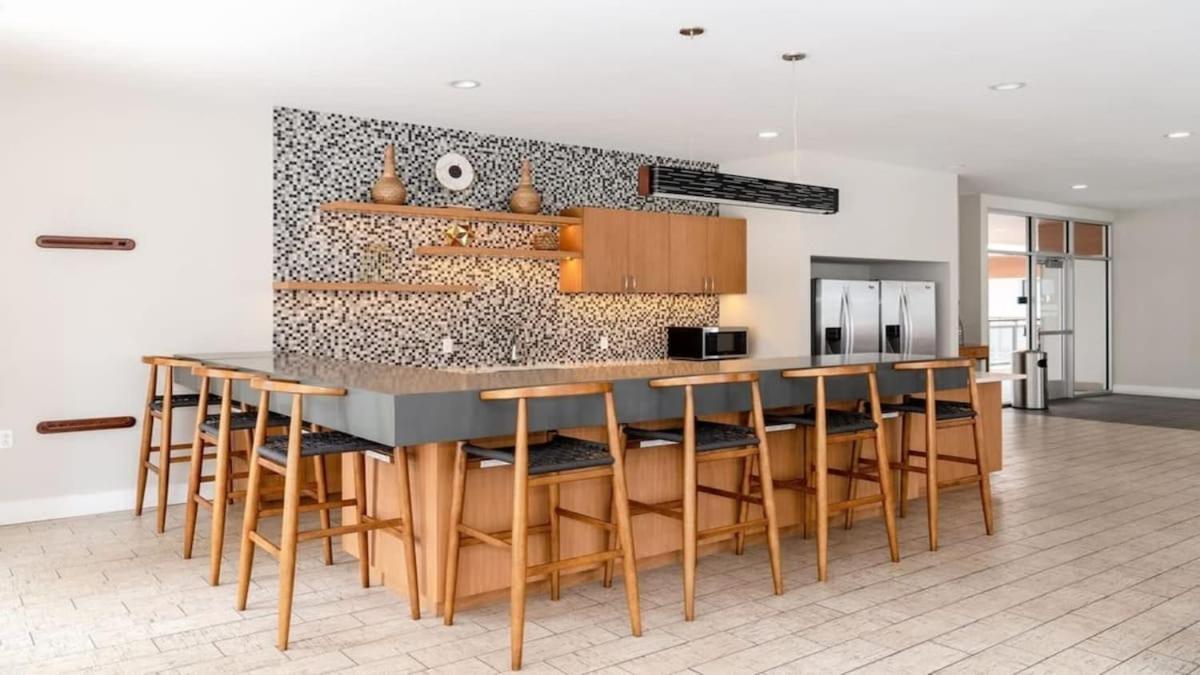 Apartment Downtown Cozysuites With Gym #2 *