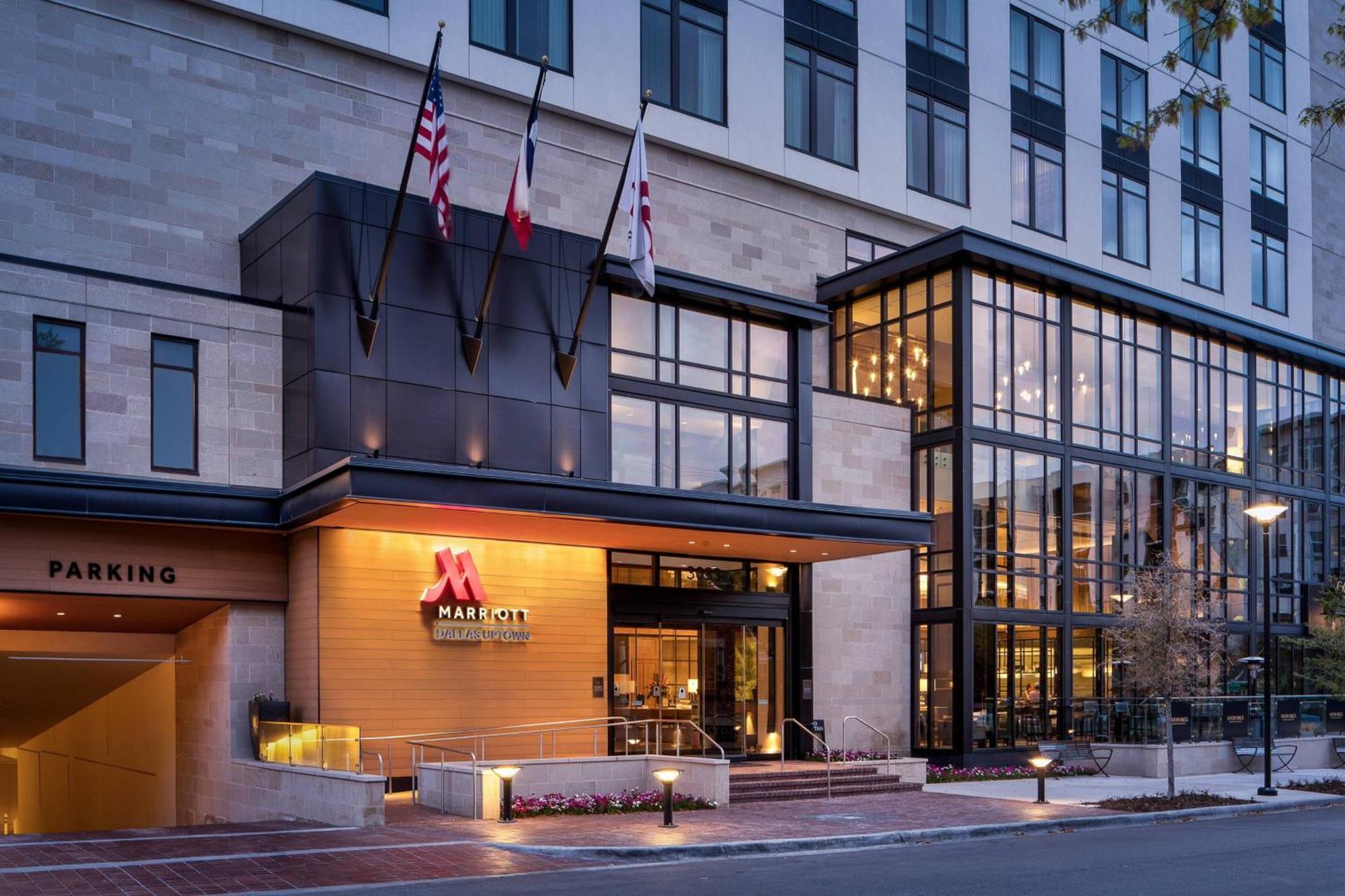 Marriott Uptown 4*