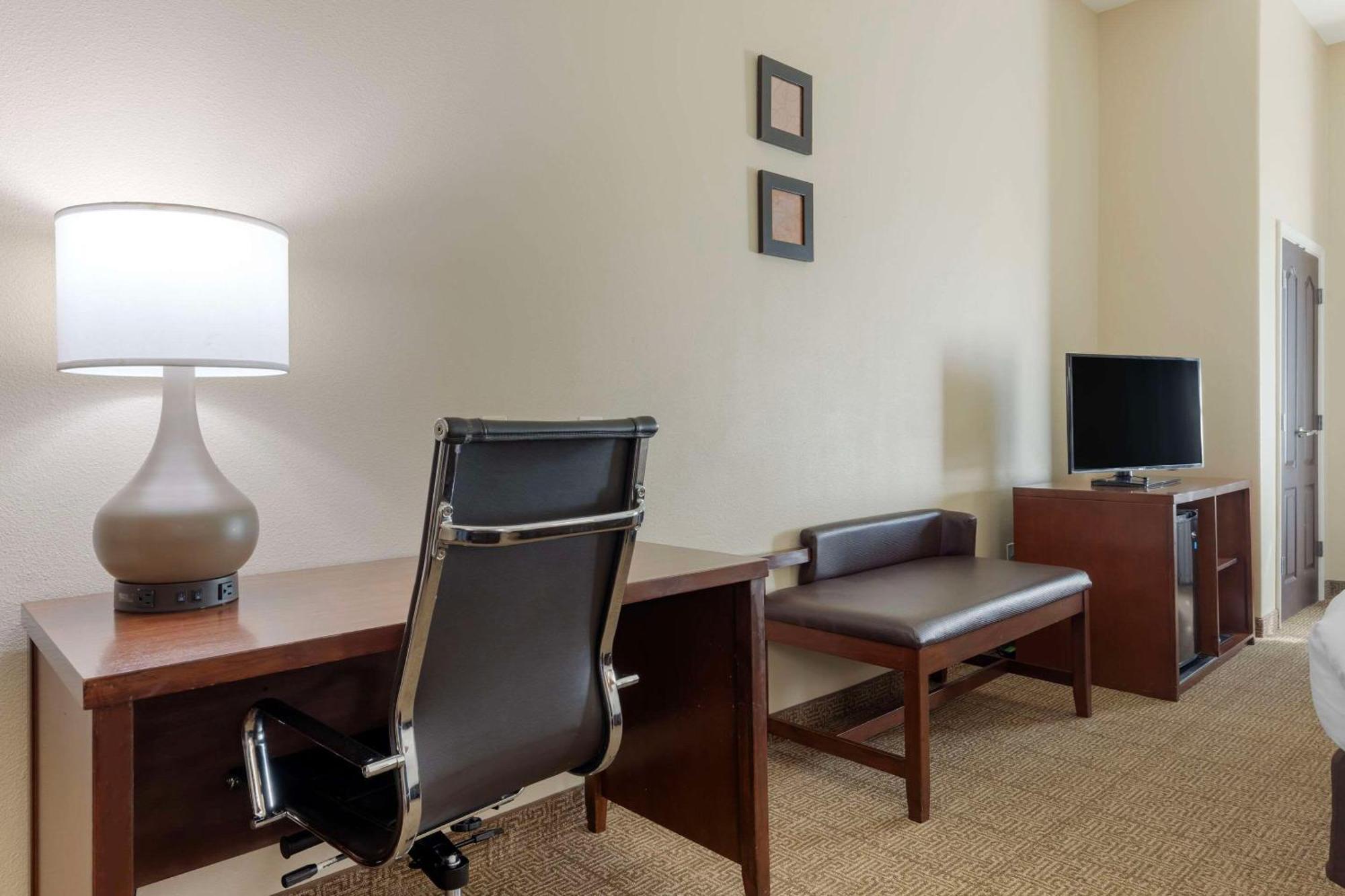 Hotel Comfort West - Cockrell Hill Dallas