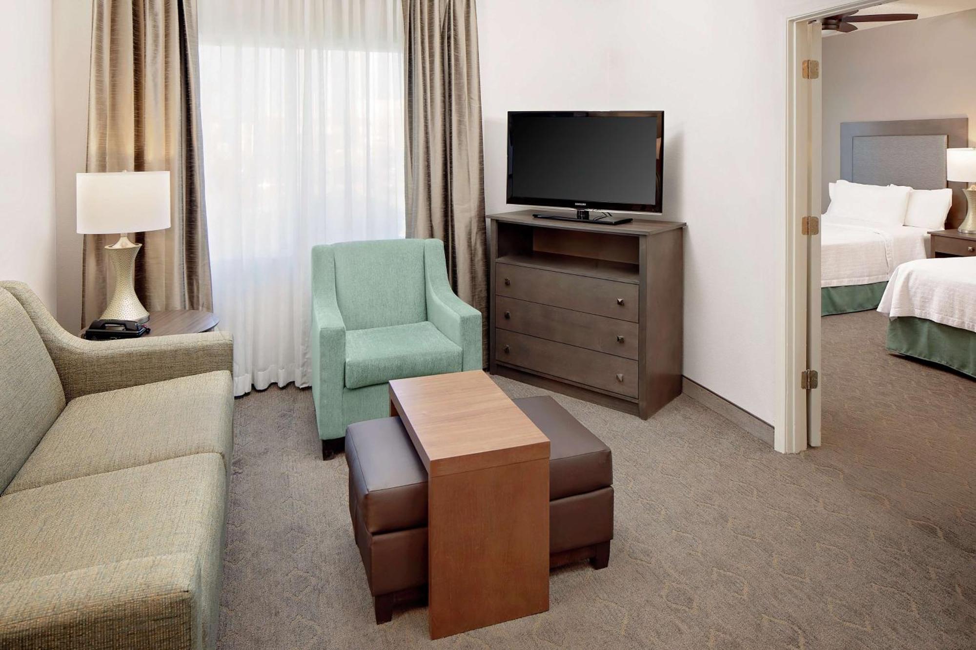 Homewood By Hilton Market Center Hotel
