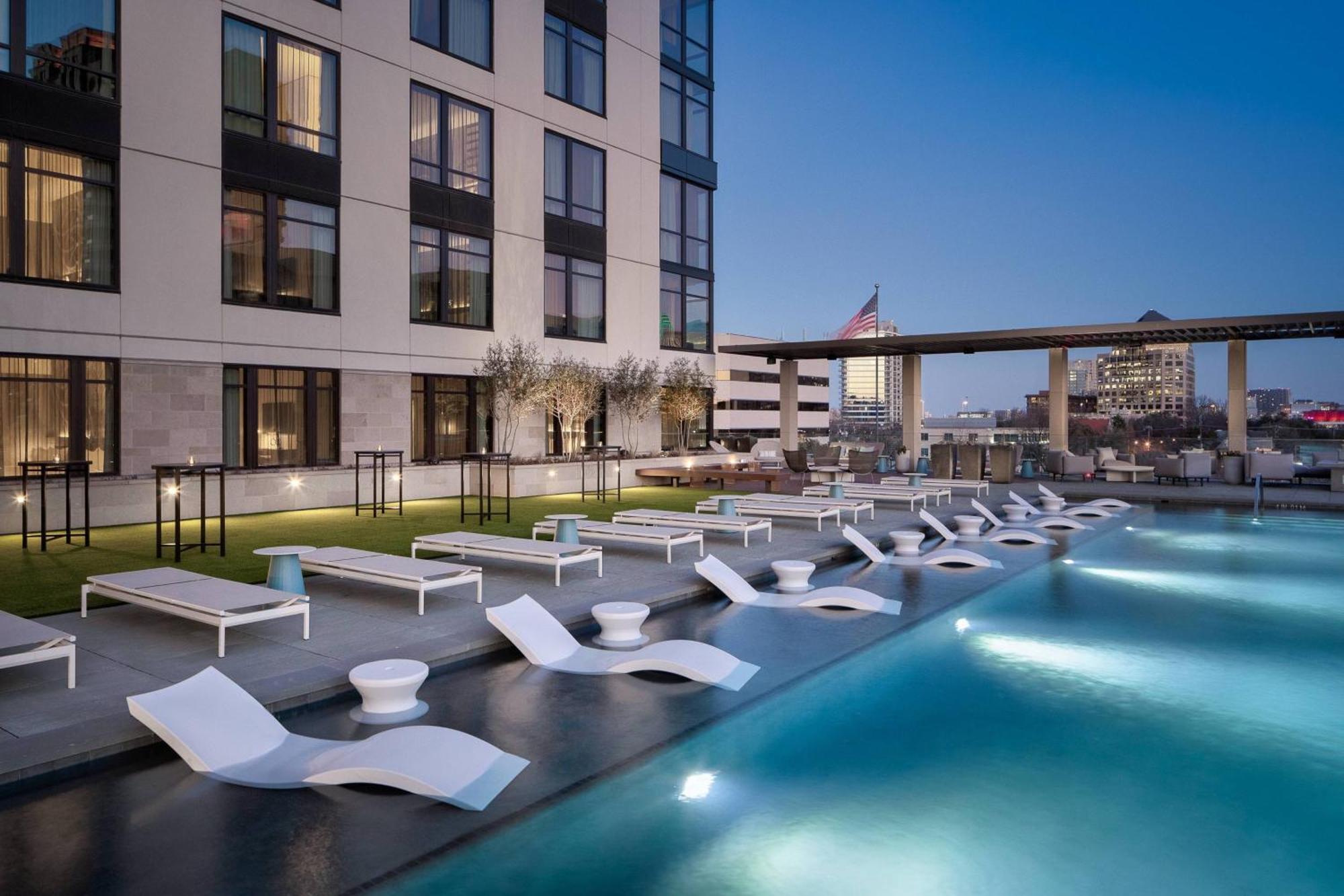 Marriott Uptown Hotel
