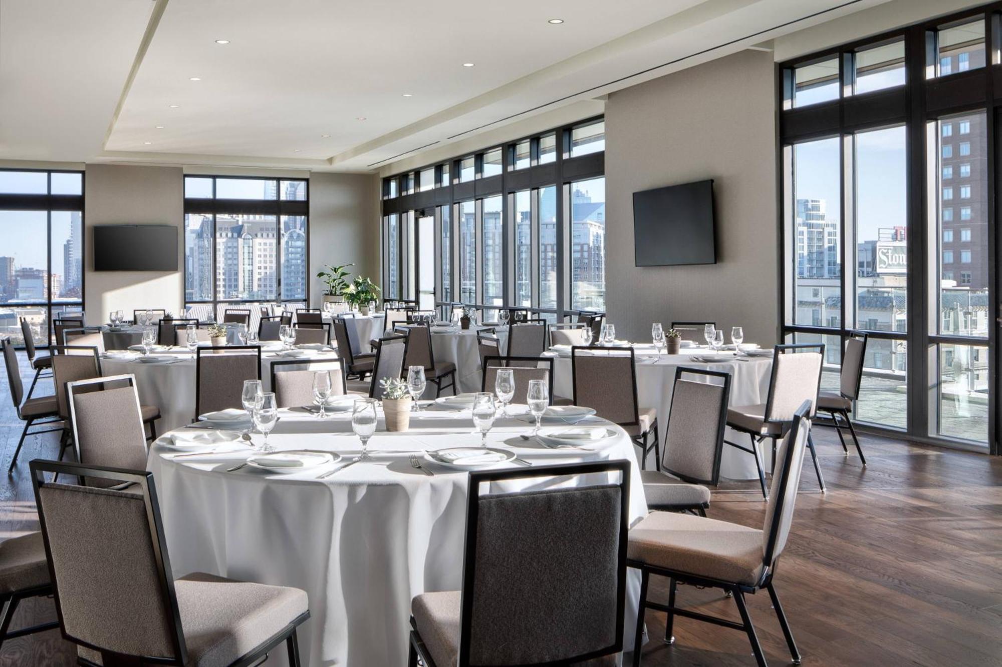 Marriott Uptown Hotel