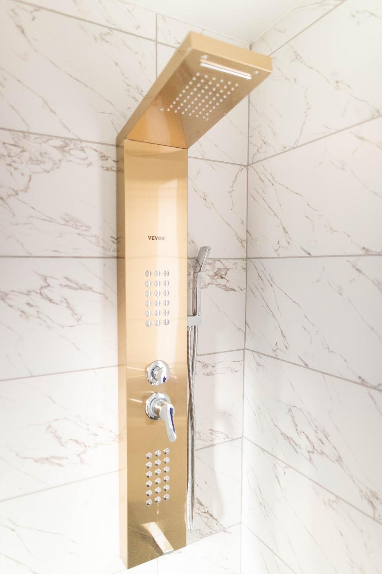 Chic Champagne 1br1ba-central Retreat