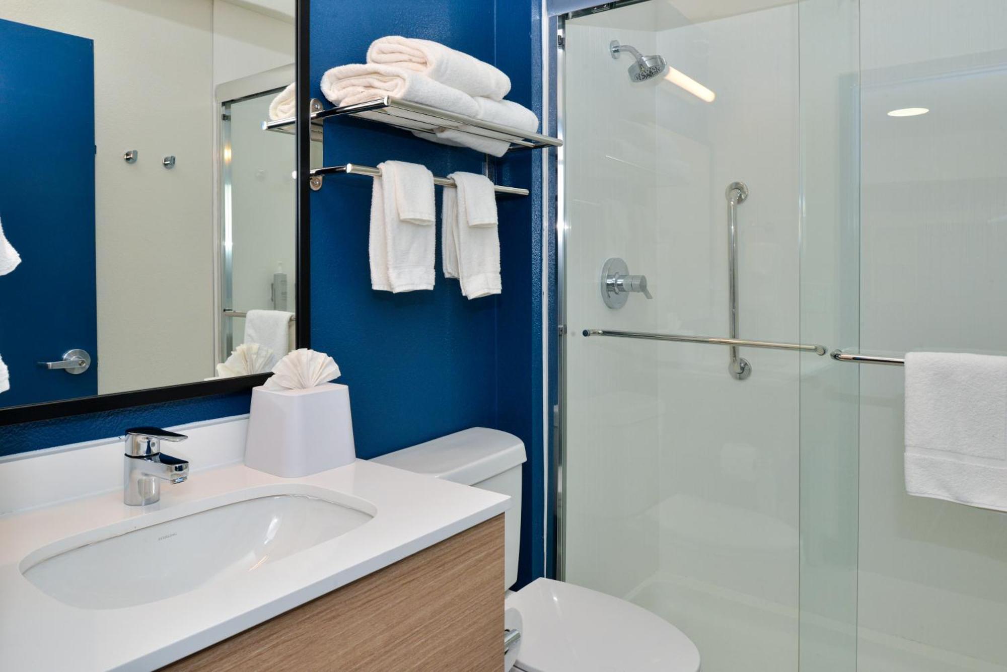 Spark By Hilton Market Center Hotel 3*