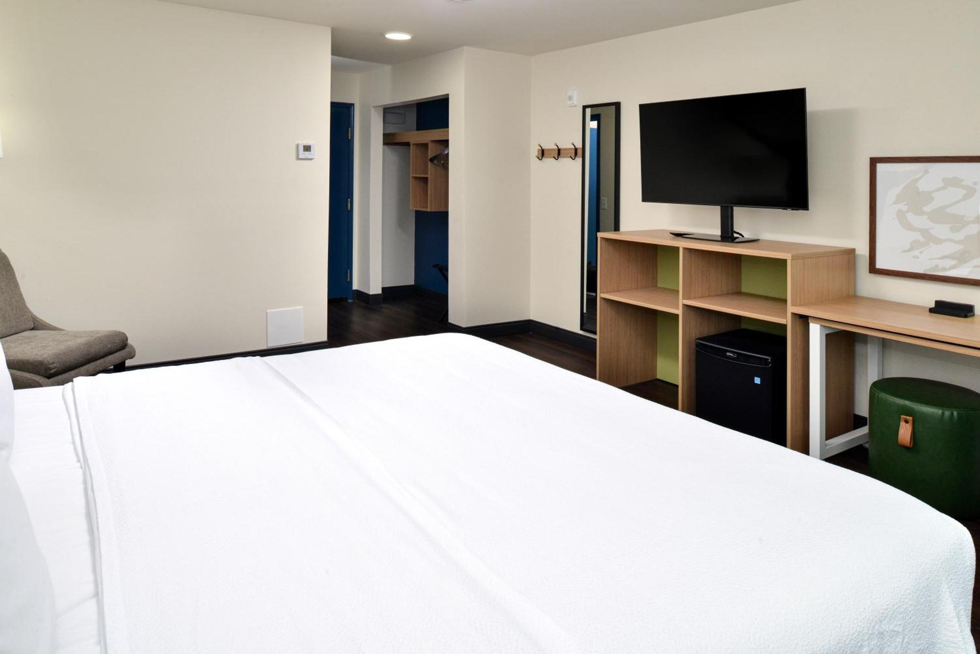 Hotel Spark By Hilton Market Center