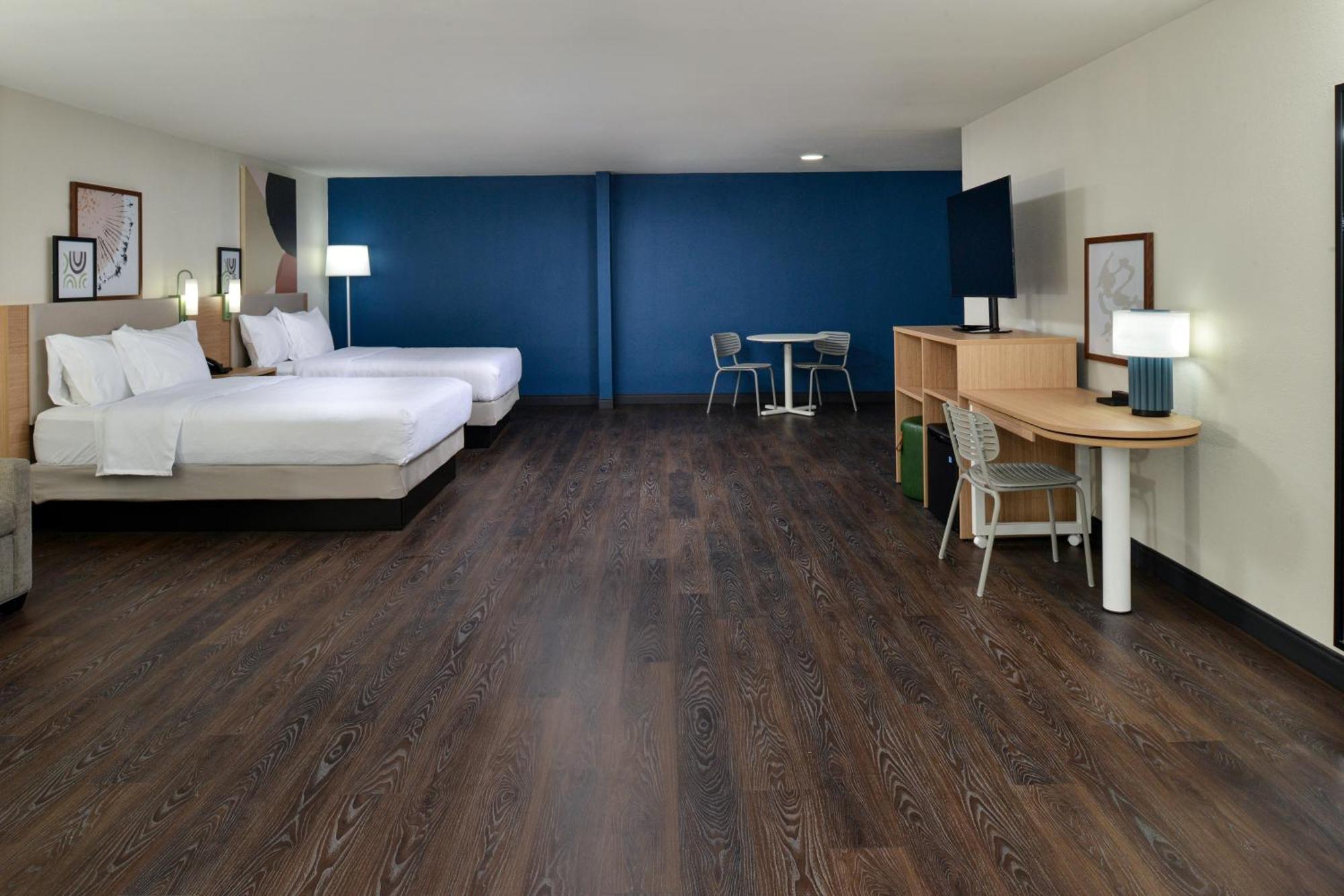 Hotel Spark By Hilton Market Center