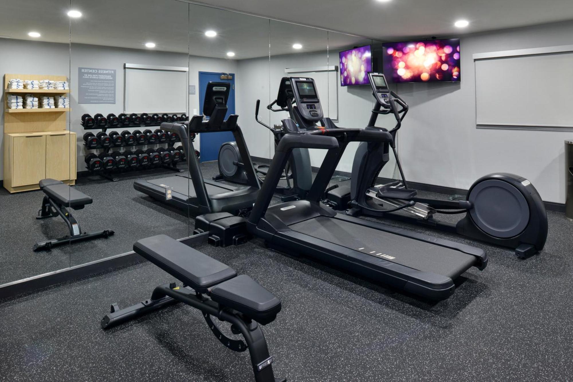 Hotel Spark By Hilton Market Center 3*