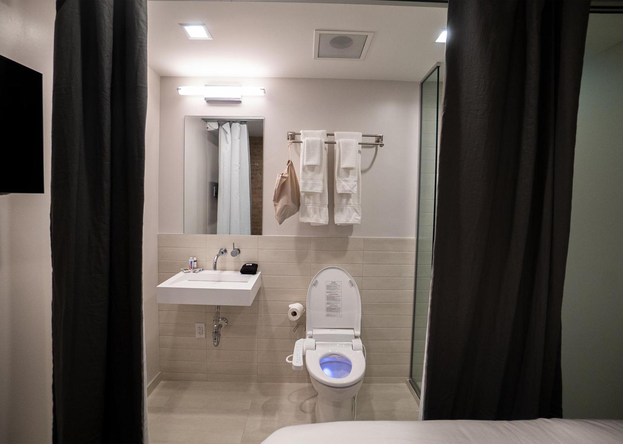 Sova Micro-room & Social
