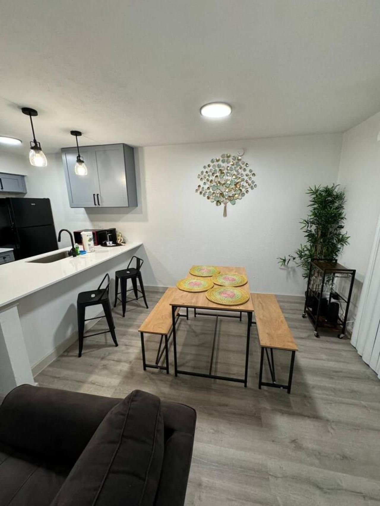Dt L Modern Abode 1bd Dallas