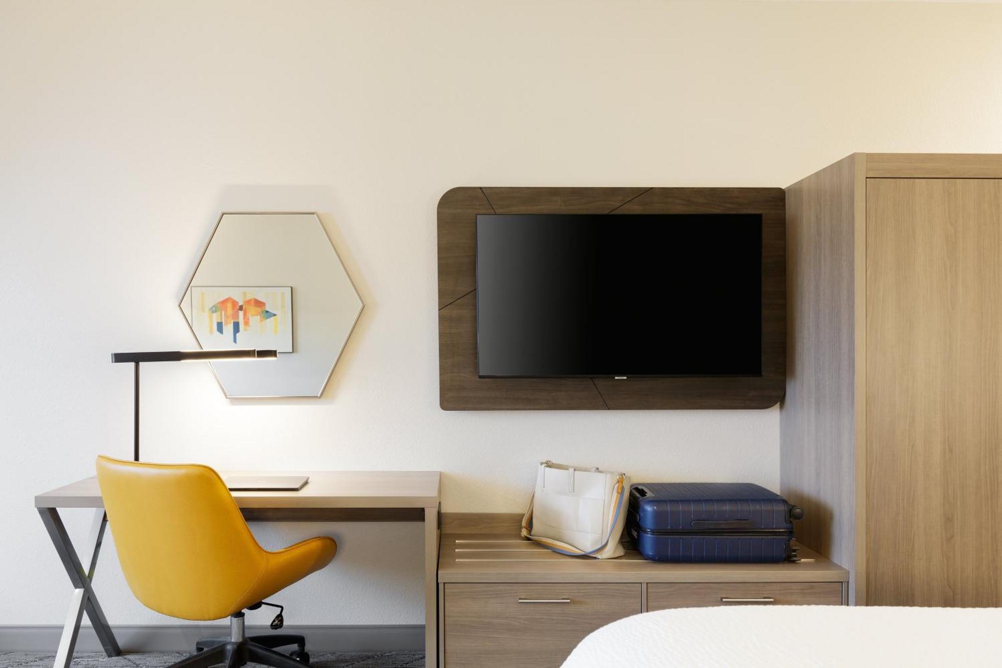 Express Market Center By Ihg 3* Dallas