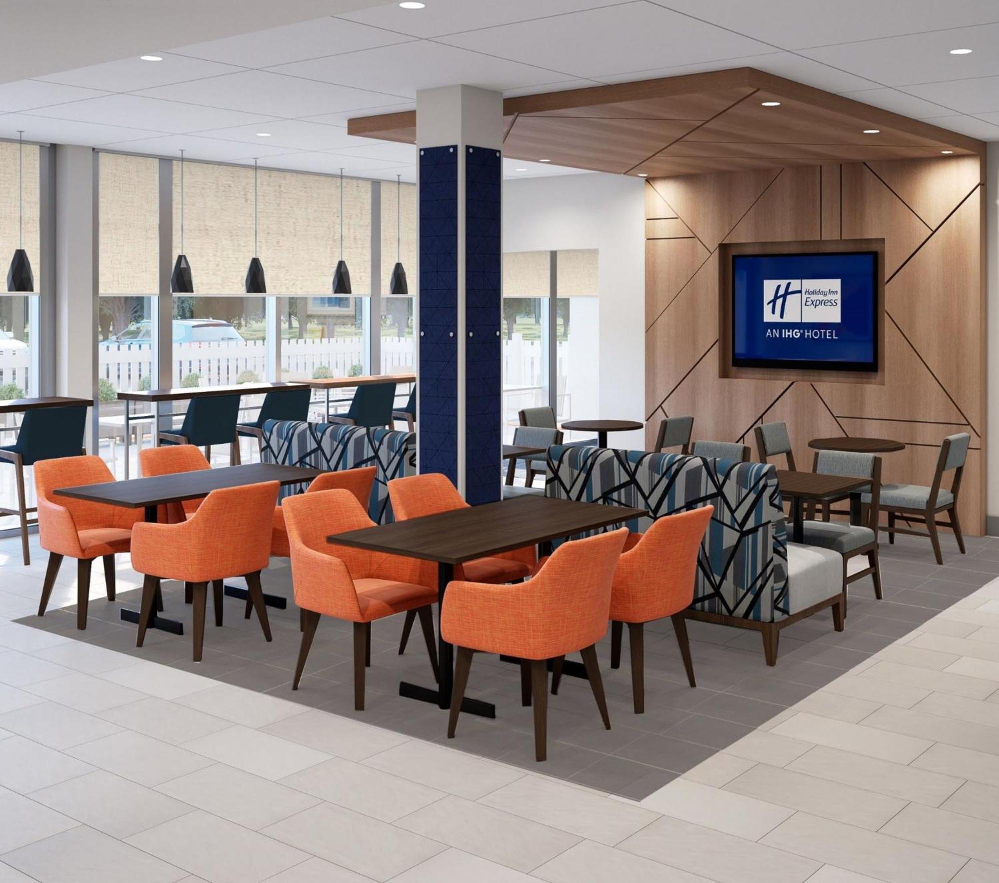 Express Market Center By Ihg Hotel 3*