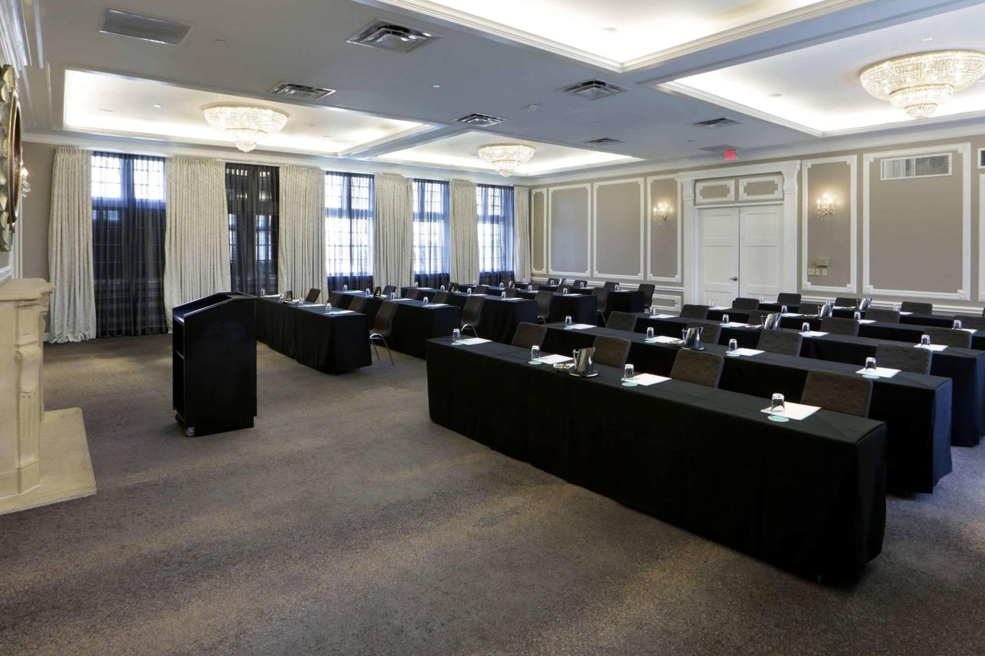 Le Meridien Dallas, The Stoneleigh 4* Dallas