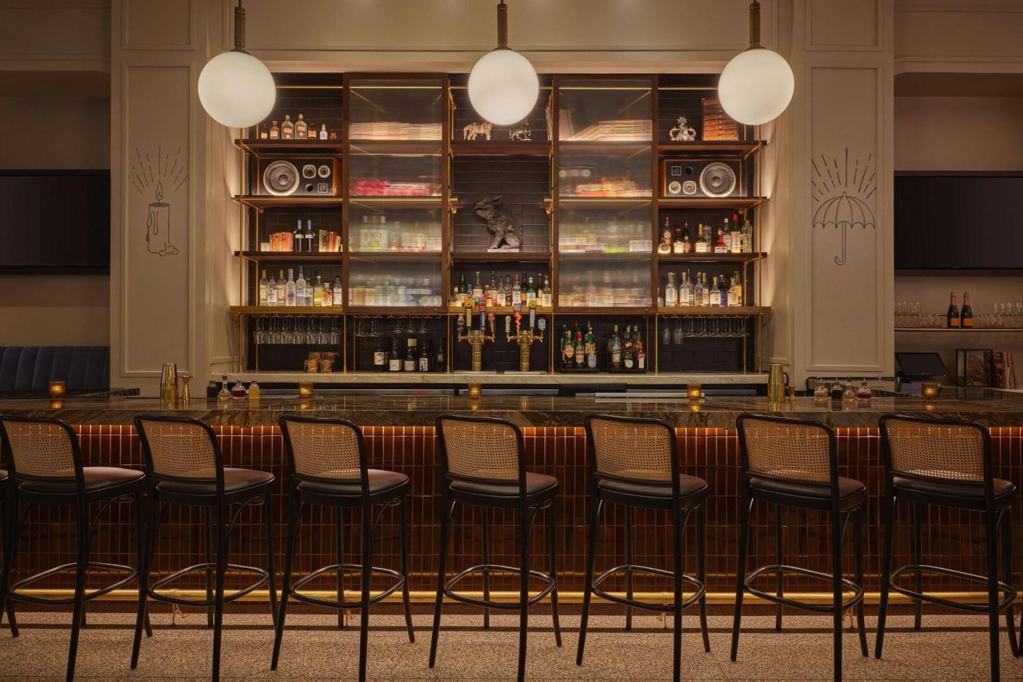 Renaissance Saint Elm Downtown Hotel 4*