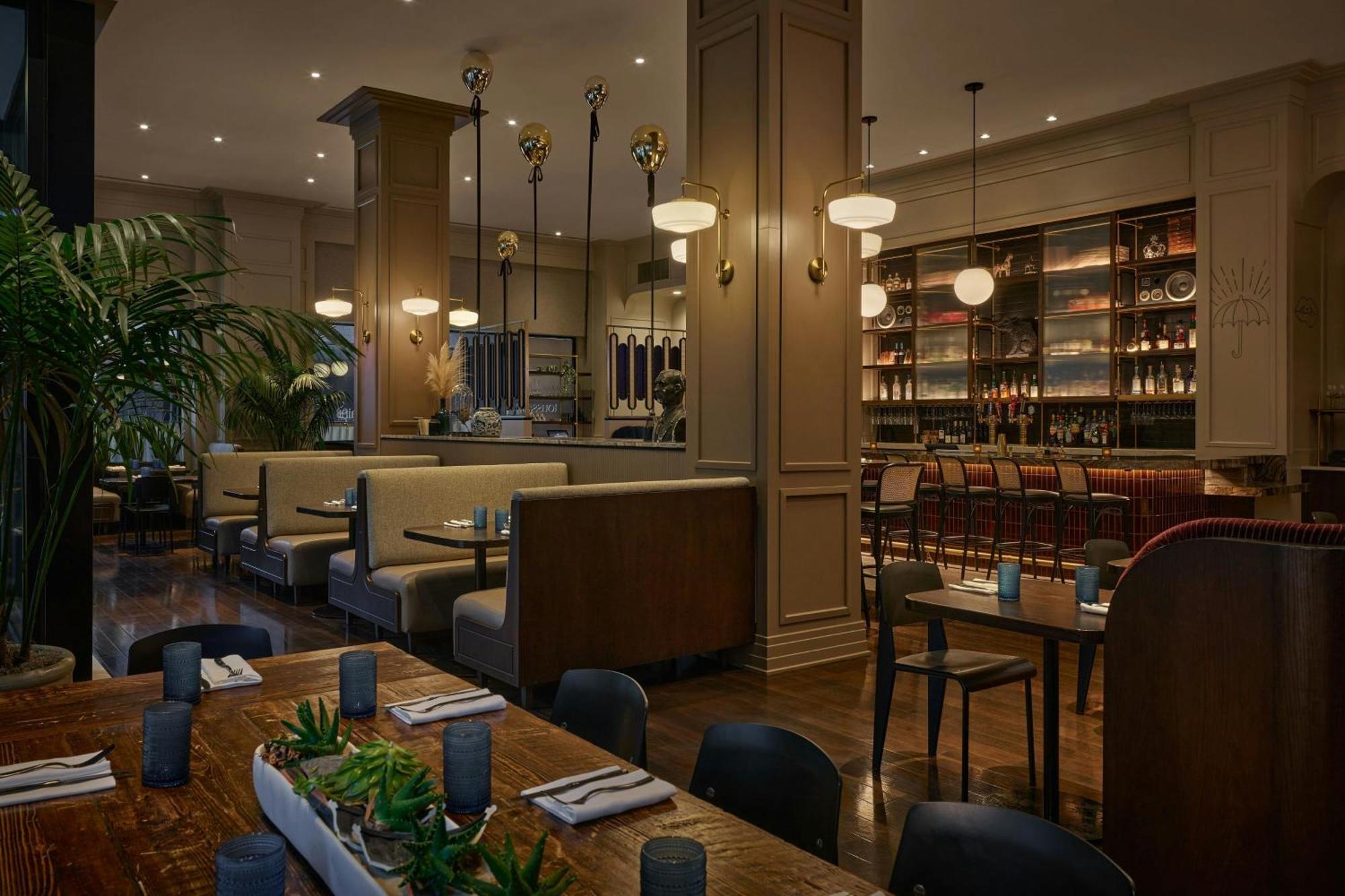 Hotel Renaissance Saint Elm Downtown Dallas