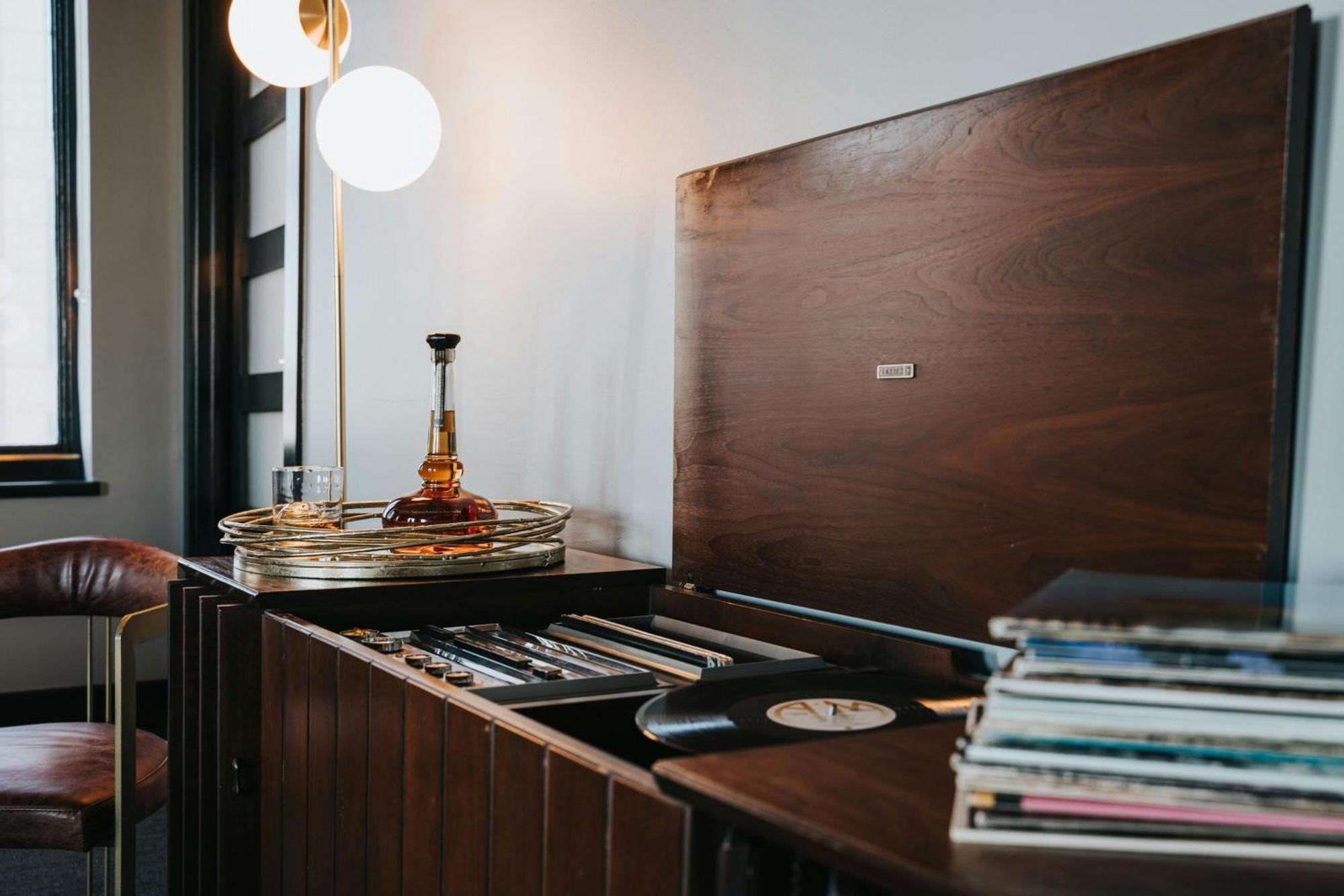 Renaissance Saint Elm Downtown Hotel 4*