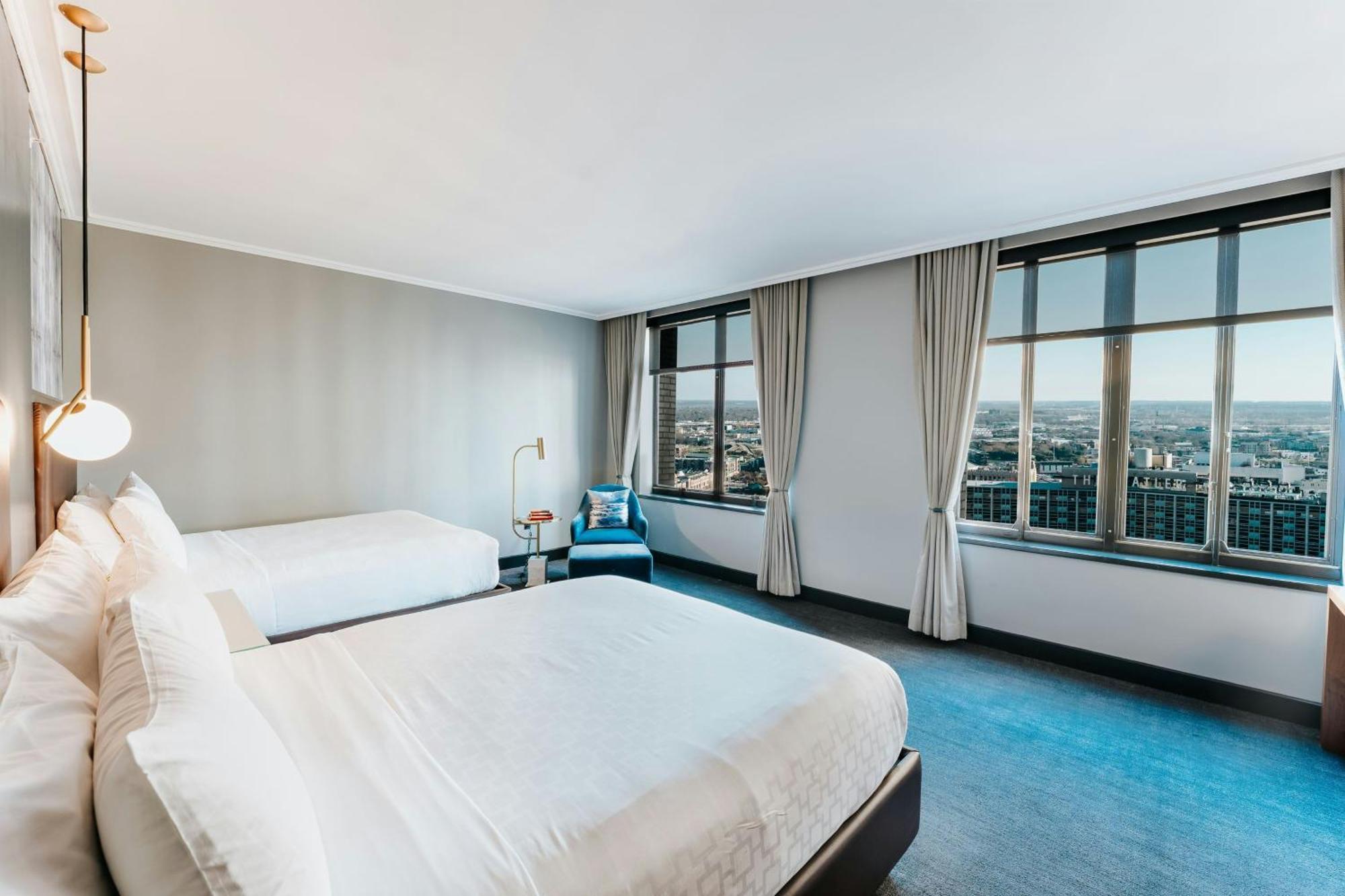 Renaissance Saint Elm Downtown Hotel