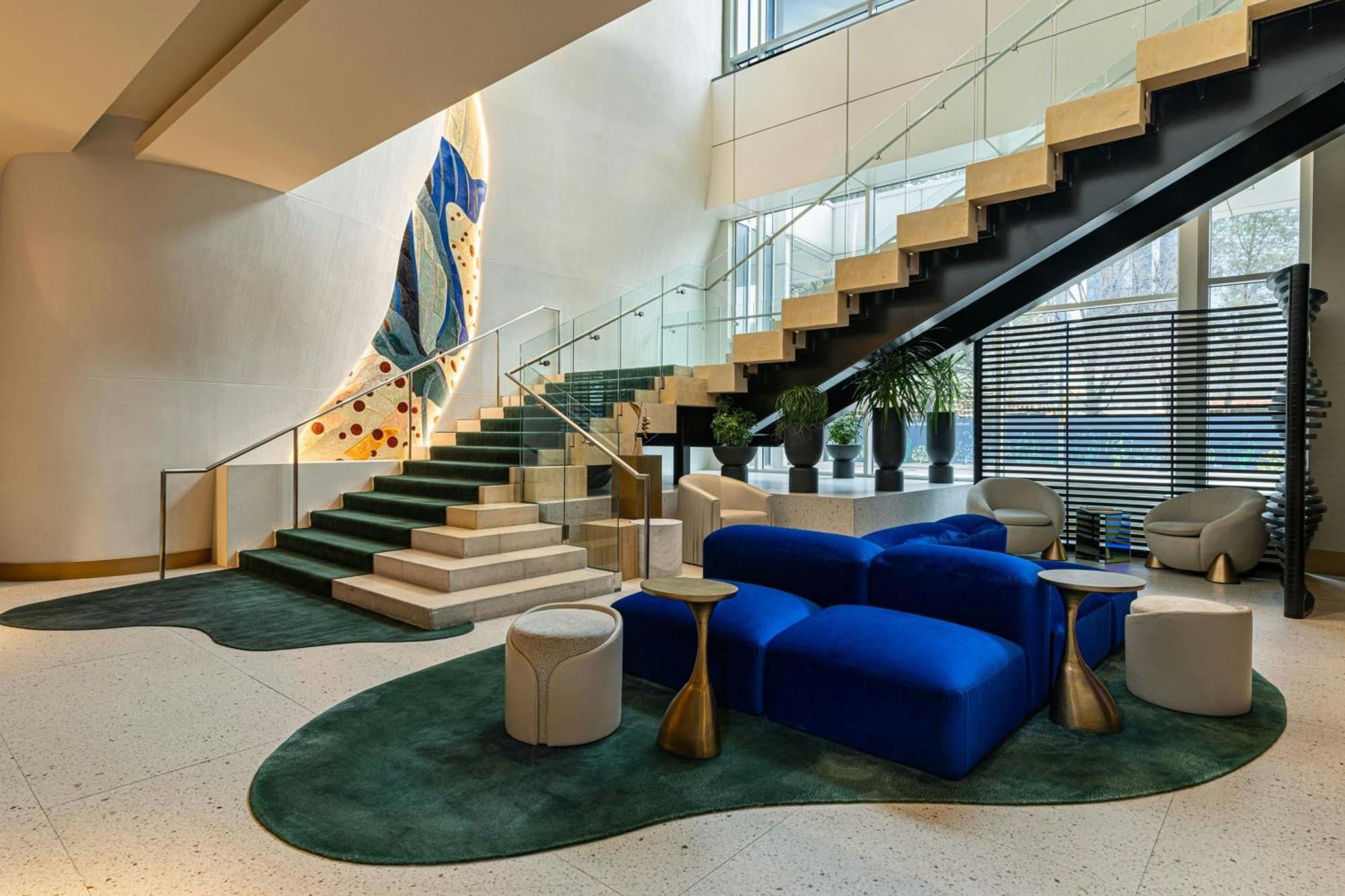 W 4* Dallas