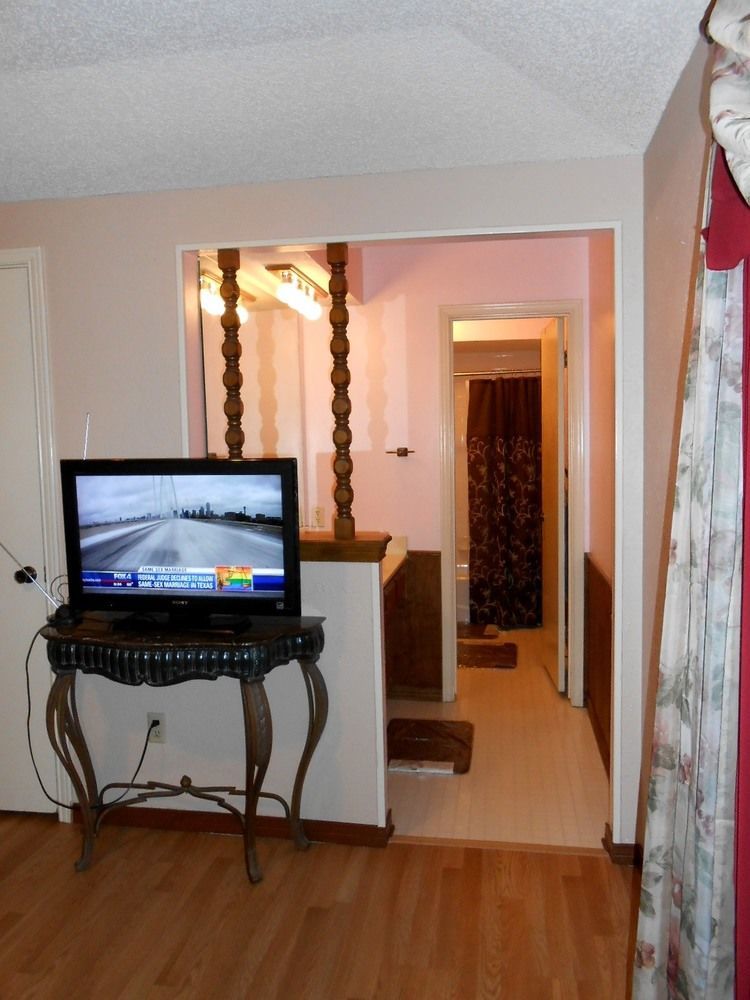 Bed & Breakfast Alla's Historical Bed And Breakfast, Spa And Cabana Dallas