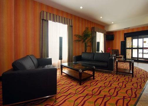 Comfort West - Cockrell Hill Hotel