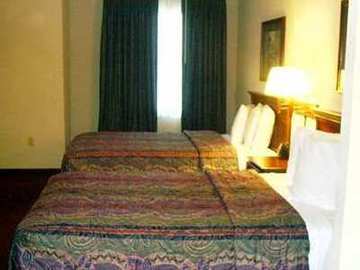 Homewood By Hilton Market Center Hotel