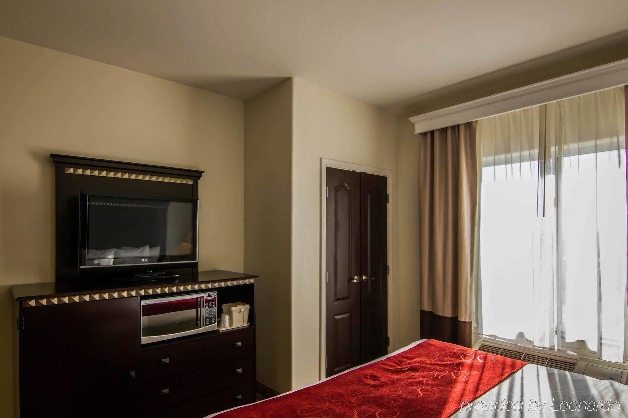 Comfort West - Cockrell Hill Dallas