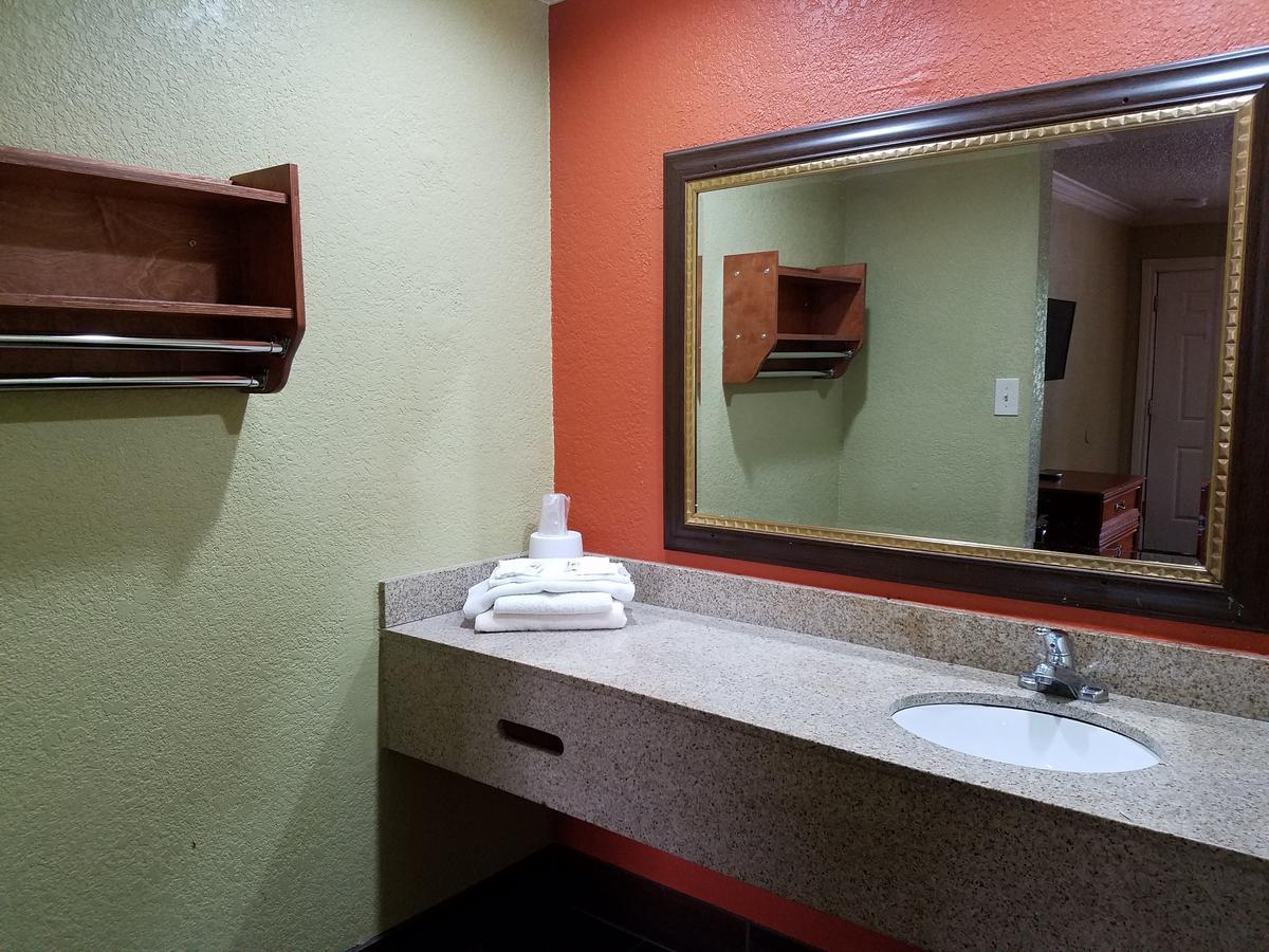 All Season Suites Inn 2* Dallas