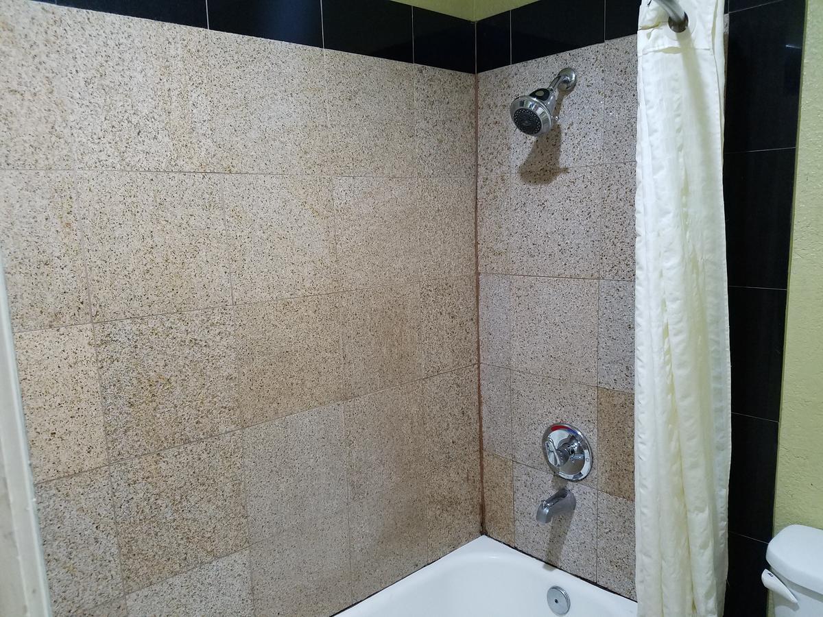 All Season Suites Inn Dallas