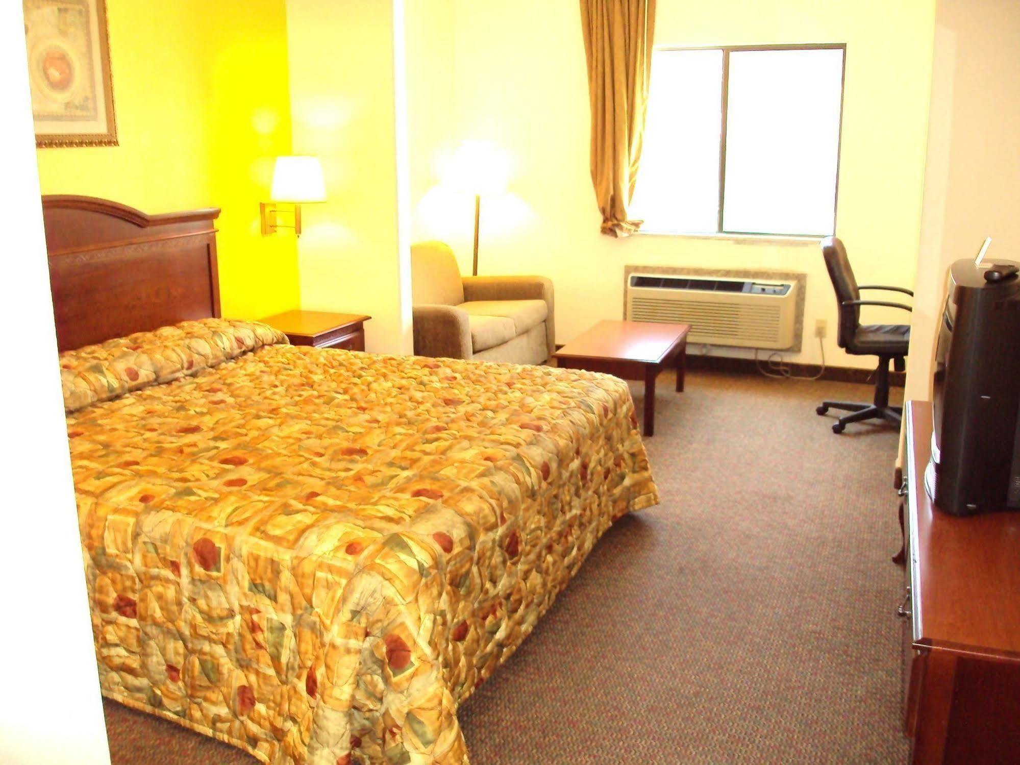 Tropicana And Motel