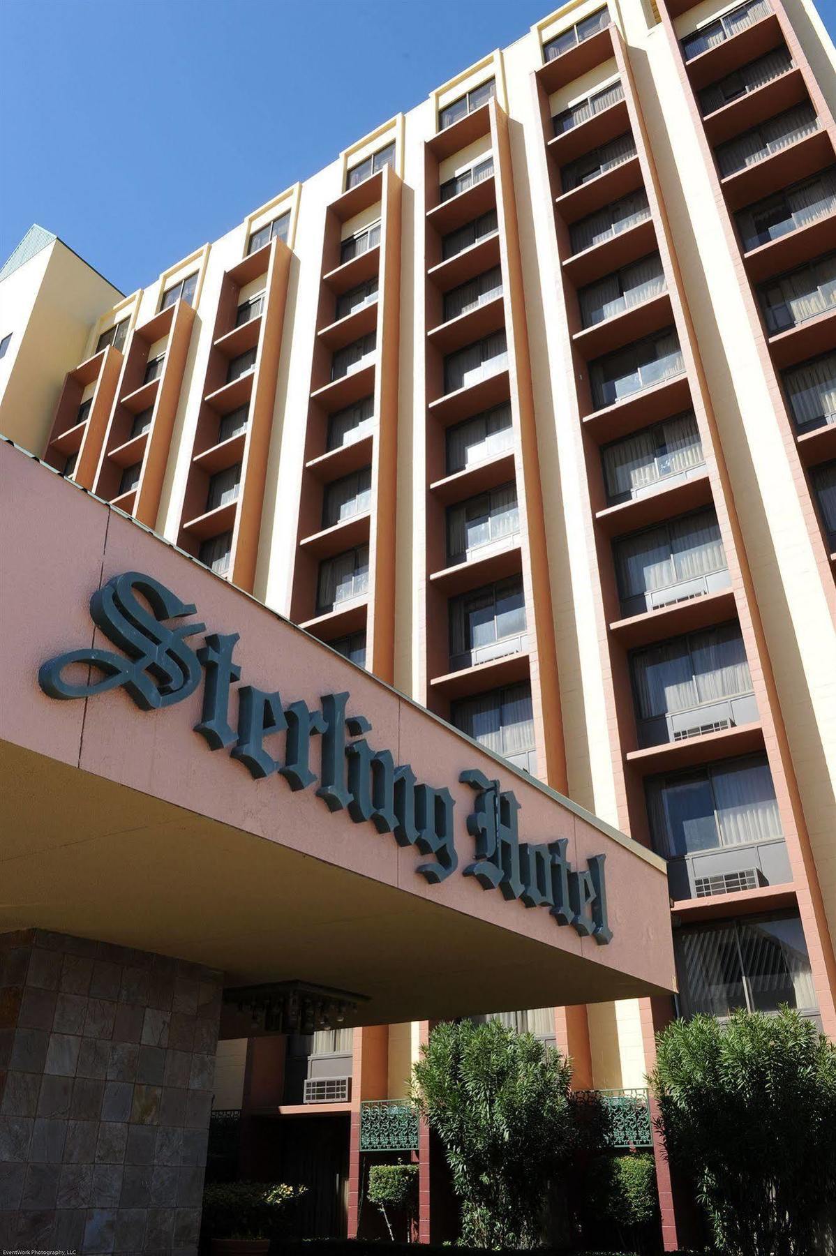 Sterling Hotel 3*