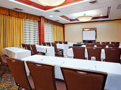 Hotel Express Market Center By Ihg 3*