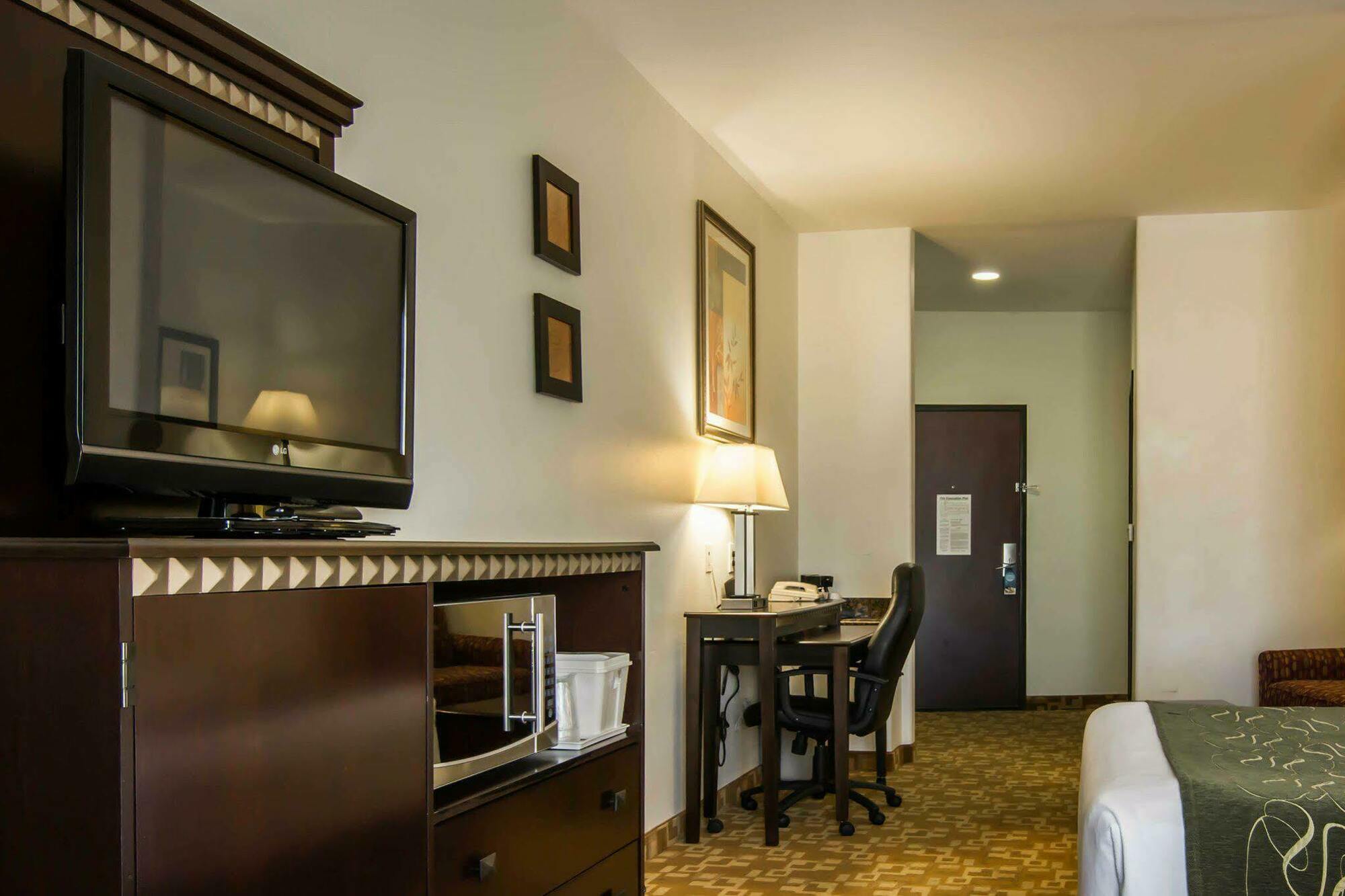 Hotel Comfort West - Cockrell Hill
