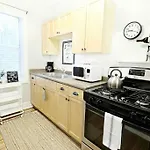 The Explorer\'S Hearth Lower-Greenville Ave Area