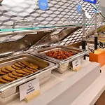 Holiday Inn Express & Suites - Dallas Market Center By Ihg