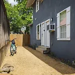 735 W 10Th St