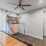Stunning Townhome Near Uptown