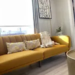 Setai Flat Smart Hub In Central Dallas, Downtown