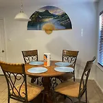 Private Room Downtown Dallas