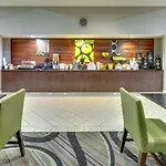 La Quinta By Wyndham Dallas North Central