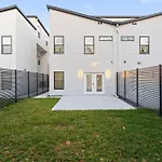New Luxury 3 Story Townhome In Trinity Groves