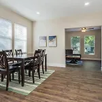 Entire Home Hosted By Mesonn