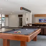Stunning 2Br Cozysuites With Lounge, Gym